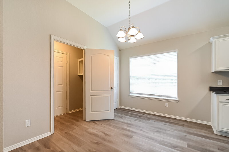 2,215/Mo, 141 Big Sandy Ln Lancaster, TX 75146 Dining Room View