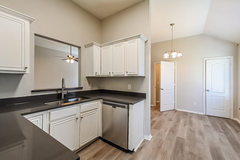 2,215/Mo, 141 Big Sandy Ln Lancaster, TX 75146 Kitchen View 2
