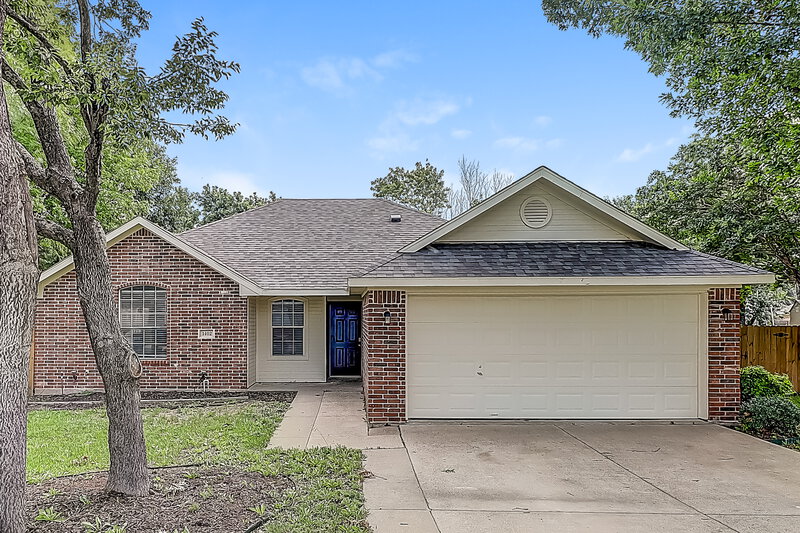 2,185/Mo, 1402 Stiles Ct Midlothian, TX 76065 External View