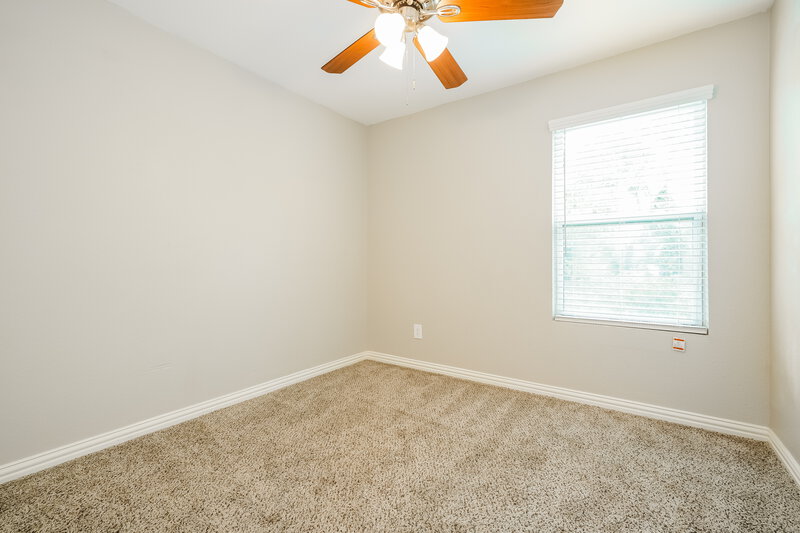 1,765/Mo, 513 N Wood St Denton, TX 76209 Bedroom View