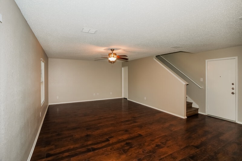2,750/Mo, 9121 Napa Valley Trl Fort Worth, TX 76244 Living Room View