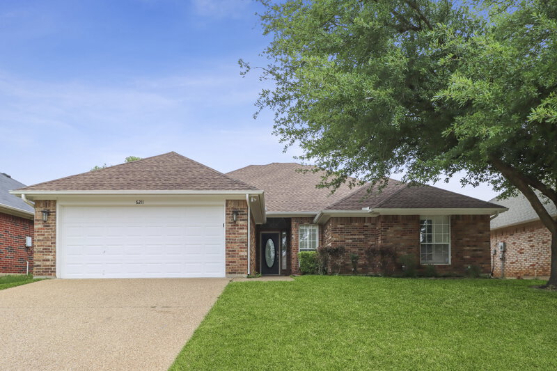 2,420/Mo, 6211 August Run Arlington, TX 76017 External View