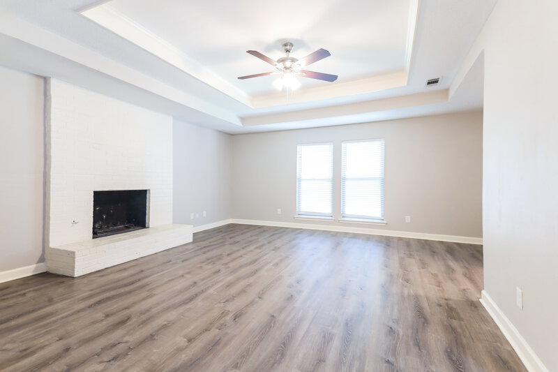 2,120/Mo, 405 W Marble St Wylie, TX 75098 Living Room View 4