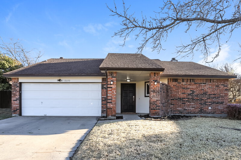 2,055/Mo, 10220 Stoney Bridge Rd Fort Worth, TX 76108 External View