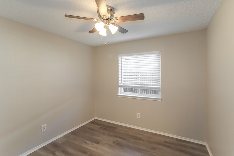2,055/Mo, 10220 Stoney Bridge Rd Fort Worth, TX 76108 Bedroom View 3