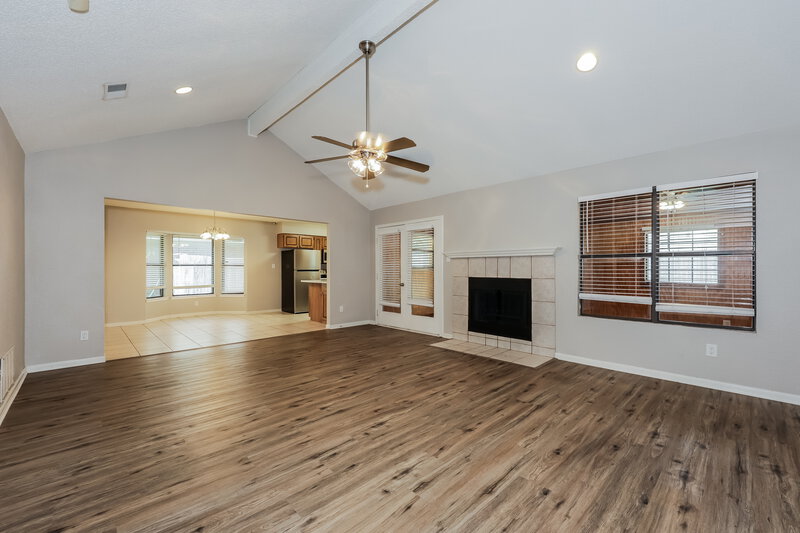 2,245/Mo, 7712 Partridge Dr Watauga, TX 76148 Living Room View 2