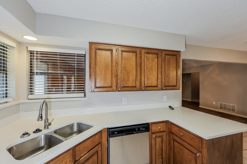 2,245/Mo, 7712 Partridge Dr Watauga, TX 76148 Kitchen View 2