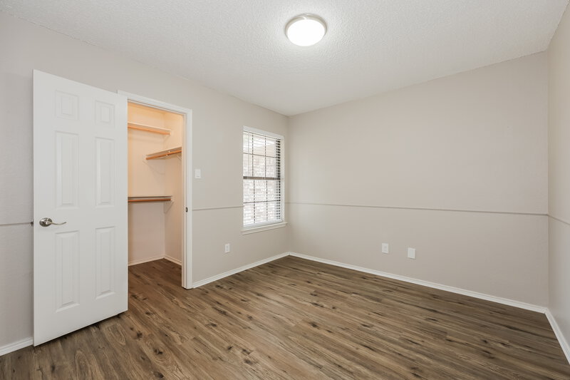 2,245/Mo, 7712 Partridge Dr Watauga, TX 76148 Bedroom View 2
