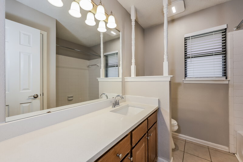 2,245/Mo, 7712 Partridge Dr Watauga, TX 76148 Bathroom View