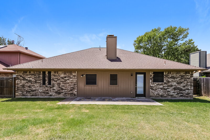 2,245/Mo, 7712 Partridge Dr Watauga, TX 76148 Rear View