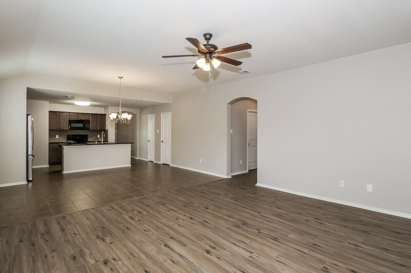 2,595/Mo, 3129 Elam Dr Anna, TX 75409 Living Room View 2