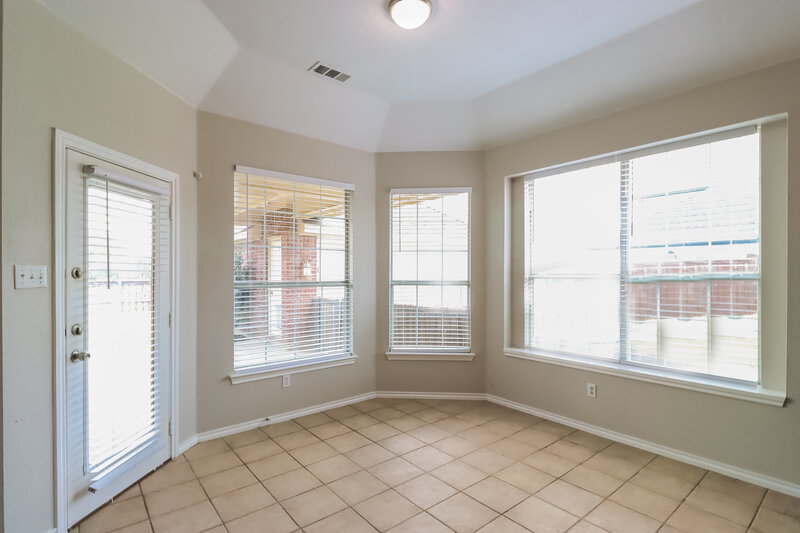2,905/Mo, 704 Ascot Park Dr Mansfield, TX 76063 Dining Room View