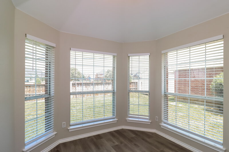 2,905/Mo, 704 Ascot Park Dr Mansfield, TX 76063 Main Bedroom View 2