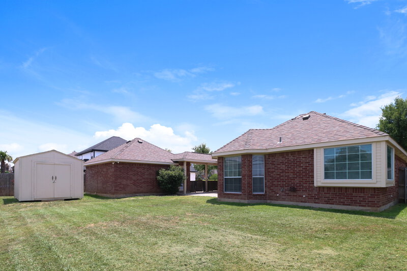 2,905/Mo, 704 Ascot Park Dr Mansfield, TX 76063 Rear View 2