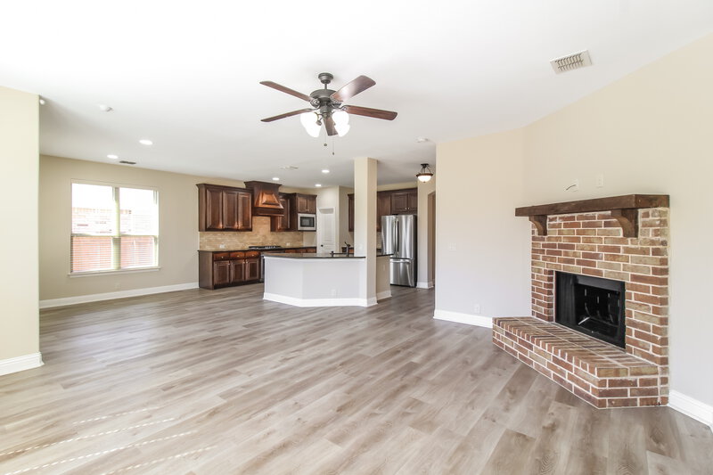 2,525/Mo, 1017 Snowbird Dr Little Elm, TX 75068 Living Room View 2