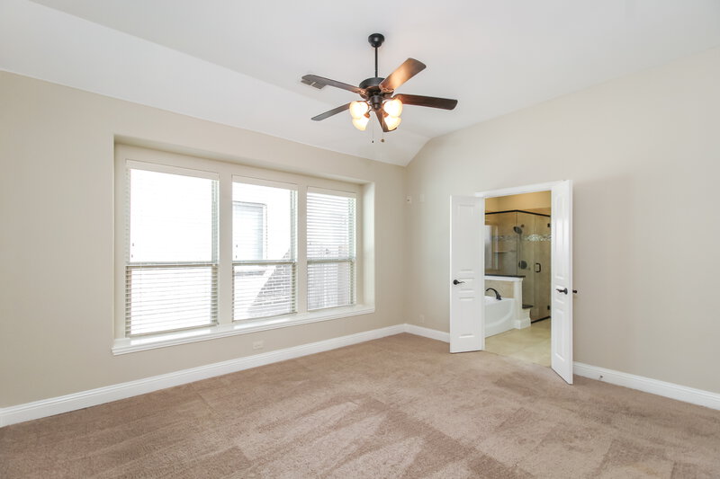 2,525/Mo, 1017 Snowbird Dr Little Elm, TX 75068 Main Bedroom View
