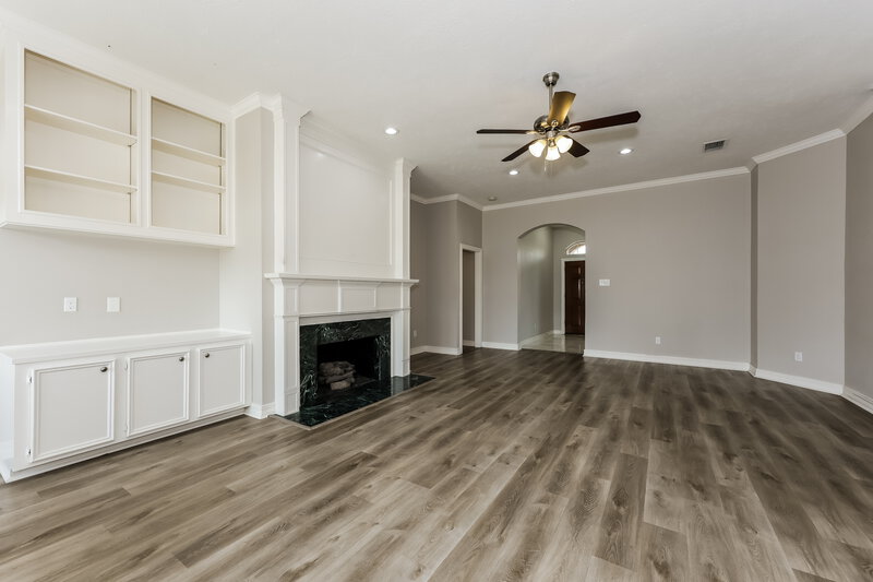 2,965/Mo, 2604 Millstream Dr Plano, TX 75075 Living Room View