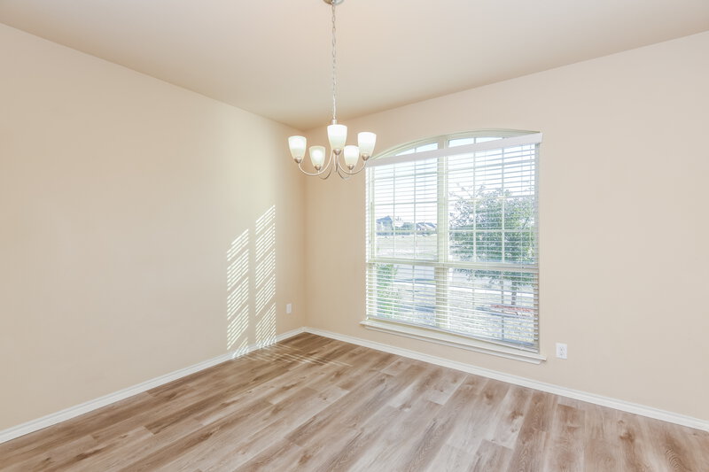 2,425/Mo, 1108 Vaughna Dr Weatherford, TX 76087 Dining Room View