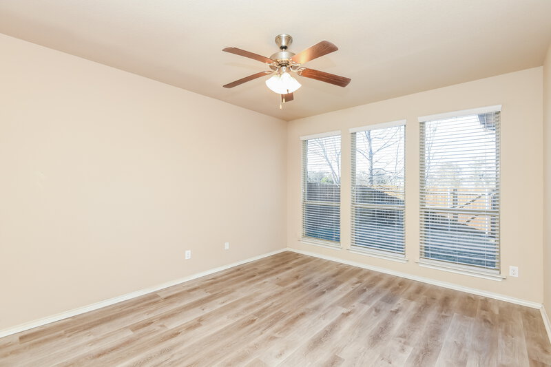 2,425/Mo, 1108 Vaughna Dr Weatherford, TX 76087 Main Bedroom View