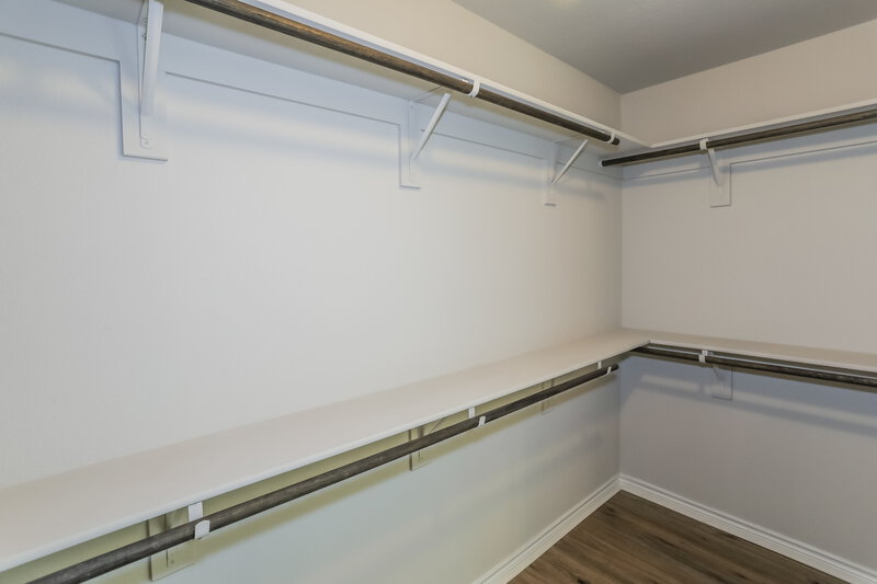 2,260/Mo, 120 Wilson Cliff Dr Fort Worth, TX 76108 Walk In Closet View