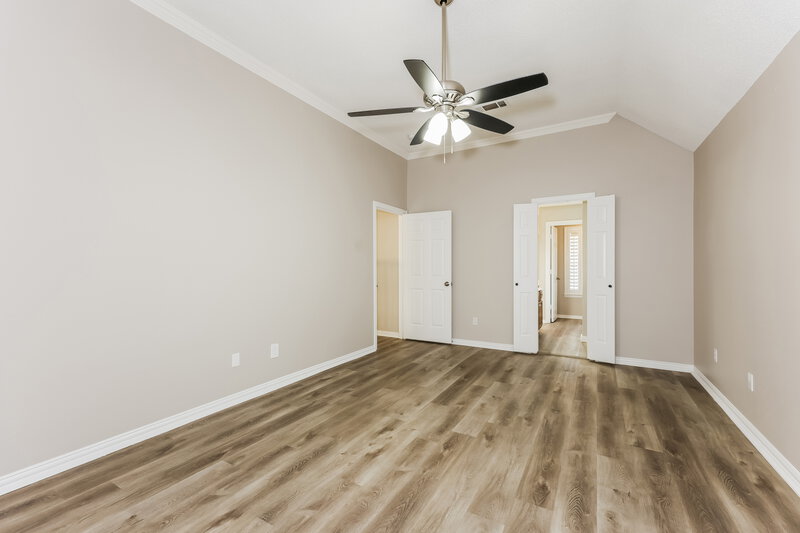 2,625/Mo, 303 Riverwalk Ln Irving, TX 75063 Main Bedroom View 2