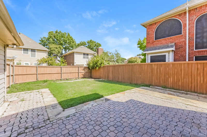 2,625/Mo, 303 Riverwalk Ln Irving, TX 75063 Rear View