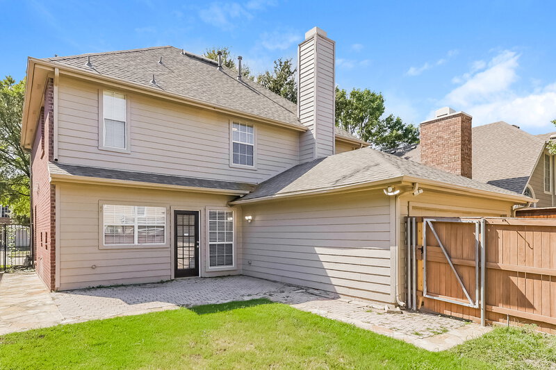 2,625/Mo, 303 Riverwalk Ln Irving, TX 75063 Rear View 2