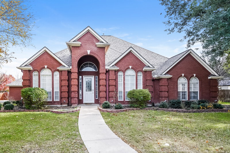 2,730/Mo, 708 Saint Johns Dr Mansfield, TX 76063 External View