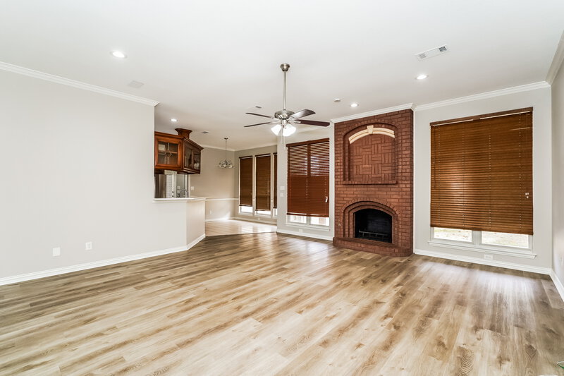 2,730/Mo, 708 Saint Johns Dr Mansfield, TX 76063 Living Room View