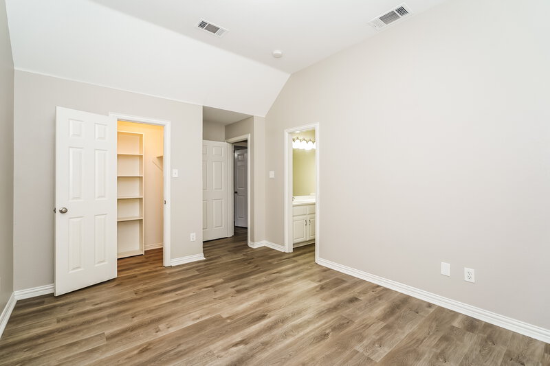 2,730/Mo, 708 Saint Johns Dr Mansfield, TX 76063 Bedroom View 3