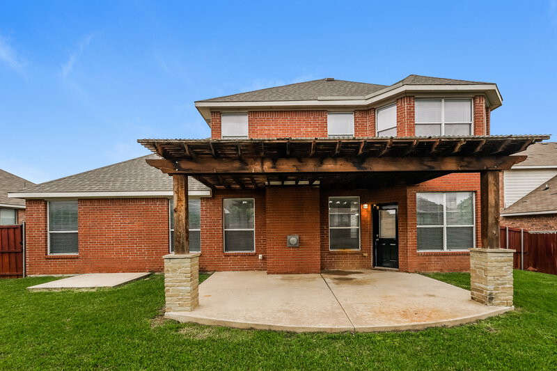 2,825/Mo, 53 Lucas Ln Edgecliff Village, TX 76134 Rear View 2