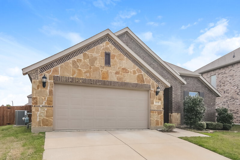 2,500/Mo, 2536 Boot Jack Rd Fort Worth, TX 76177 Front View