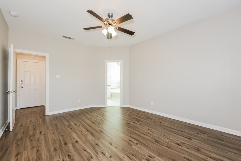 2,990/Mo, 7721 Arcadia Trl Fort Worth, TX 76137 Main Bedroom View