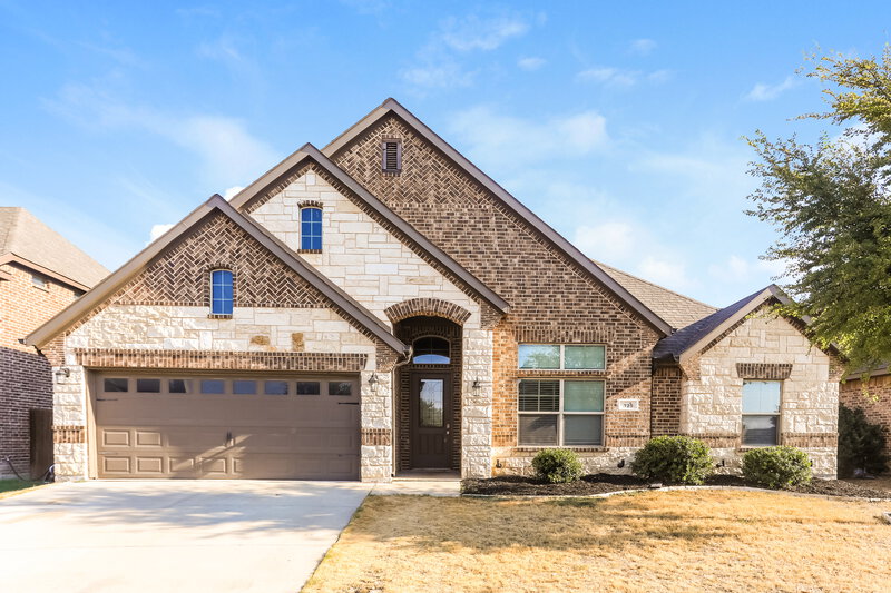 2,870/Mo, 325 Strait Ln Waxahachie, TX 75165 External View