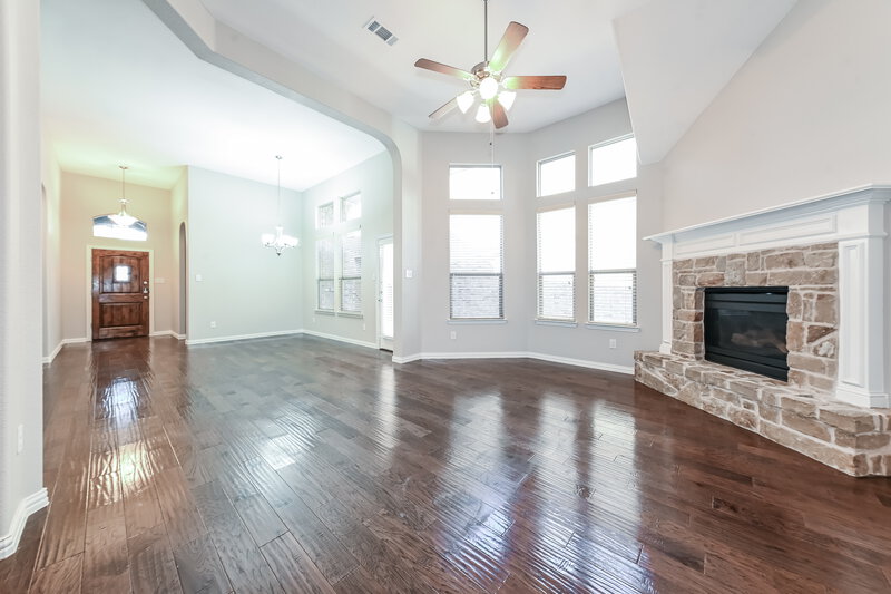 2,655/Mo, 2915 Fontana Grand Prairie, TX 75054 Living Room View