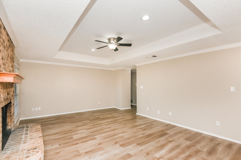 2,365/Mo, 125 Camelot Dr Weatherford, TX 76086 Living Room View 2