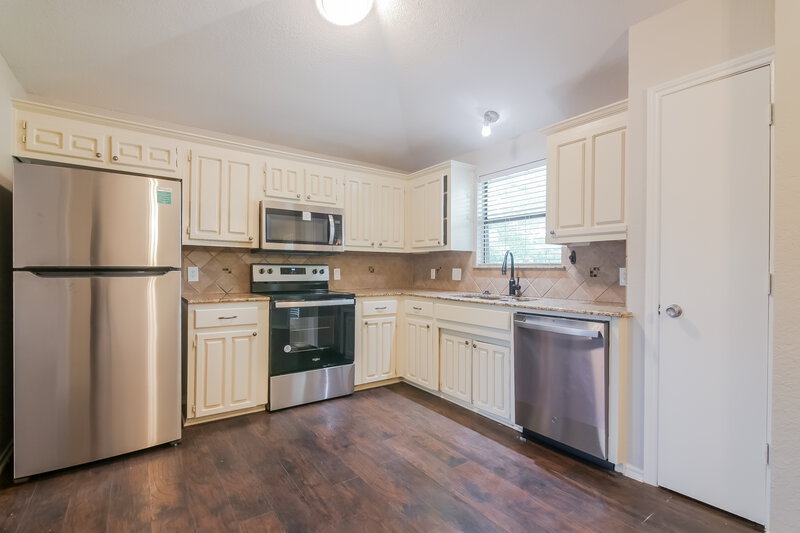 3,540/Mo, 7421 Jamie Renee Ln North Richland Hills, TX 76182 Kitchen View