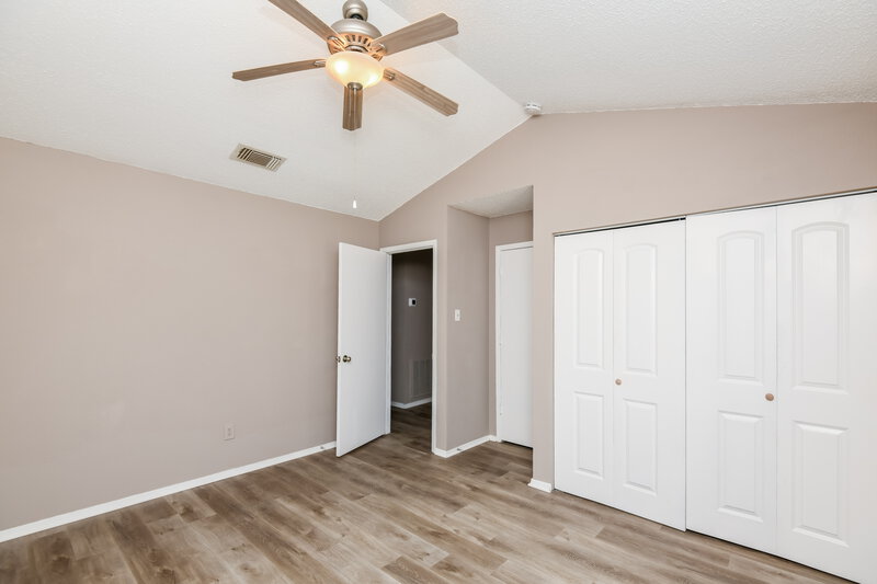 2,640/Mo, 3808 Flintwood Trl Fort Worth, TX 76137 Main Bedroom View 2