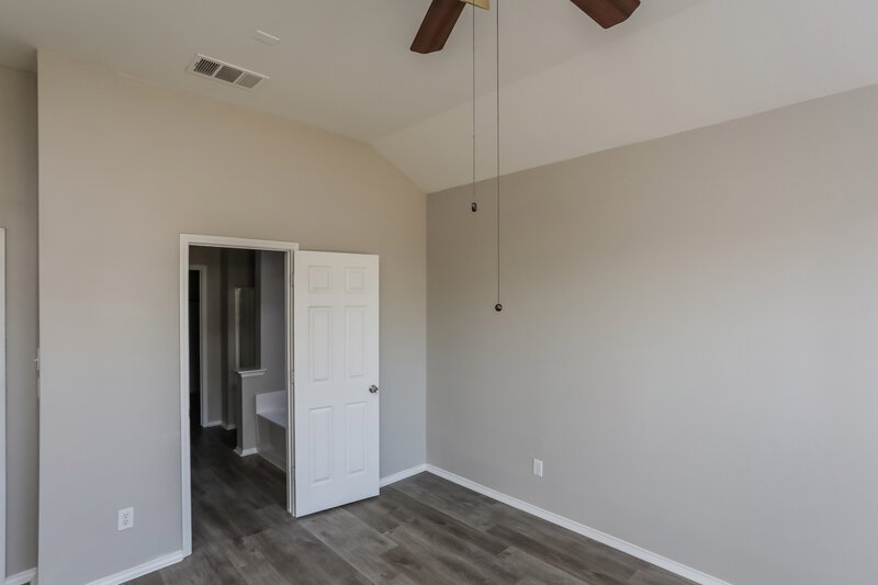 2,830/Mo, 451 Butternut Dr Fate, TX 75087 Main Bedroom View