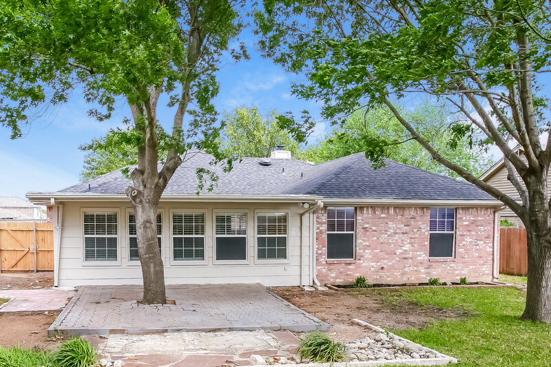 2,390/Mo, 2725 Star Ave Glenn Heights, TX 75154 Rear View