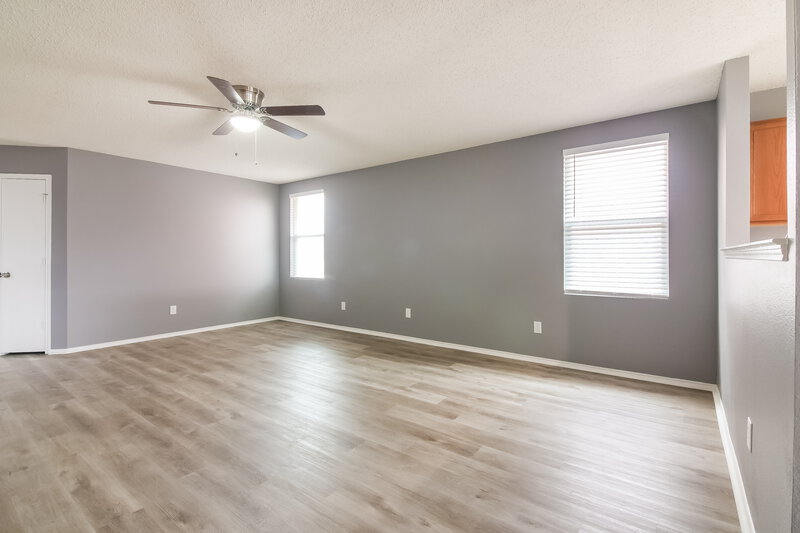 2,160/Mo, 3913 Thoroughbred Trl Fort Worth, TX 76123 Living Room View 3