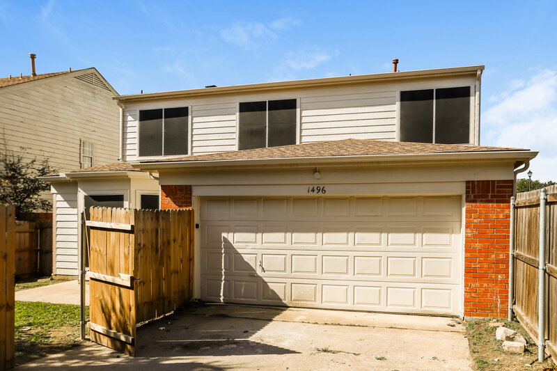 3,210/Mo, 1496 Summers Dr Cedar Hill, TX 75104 Rear View 2