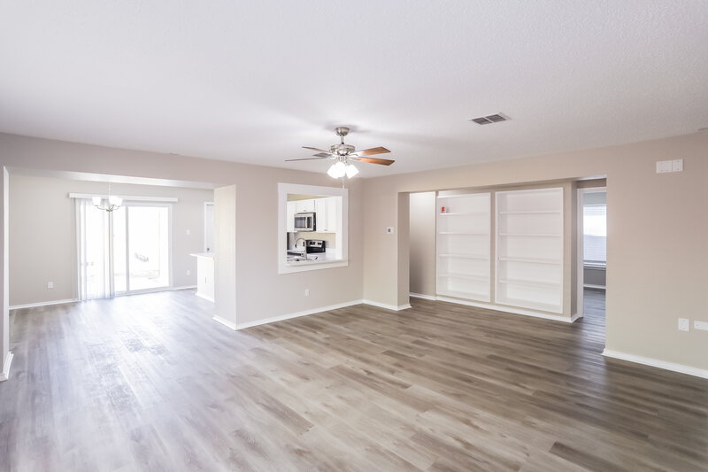 2,055/Mo, 10124 Chapel Ridge Dr Fort Worth, TX 76116 Living Room View 2