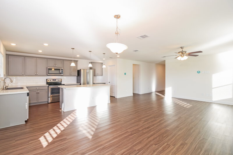 1,870/Mo, 2637 Wayne Ave Aubrey, TX 76227 Dining Room View 2