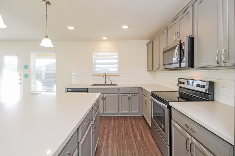 1,870/Mo, 2637 Wayne Ave Aubrey, TX 76227 Kitchen View 2