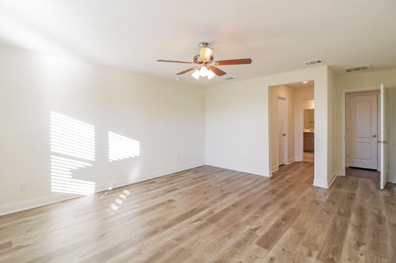 1,870/Mo, 2637 Wayne Ave Aubrey, TX 76227 Main Bedroom View 2