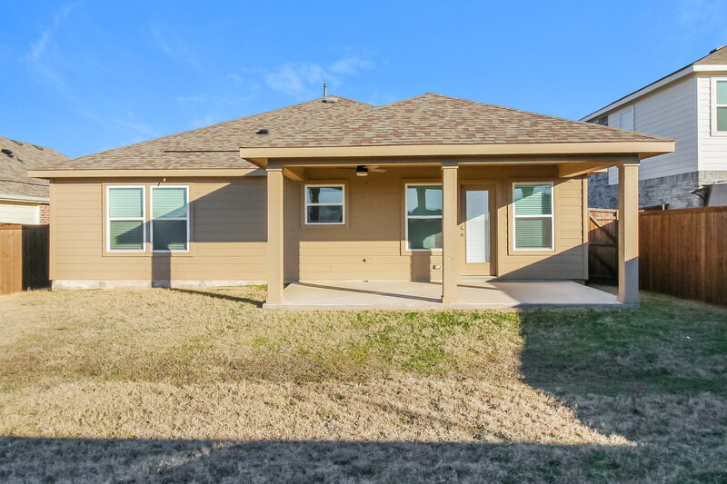 1,870/Mo, 2637 Wayne Ave Aubrey, TX 76227 Rear View