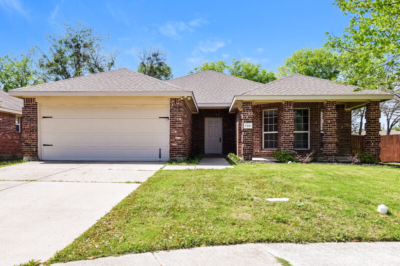 1,755/Mo, 709 Silverleaf Ct Royse City, TX 75189 External View