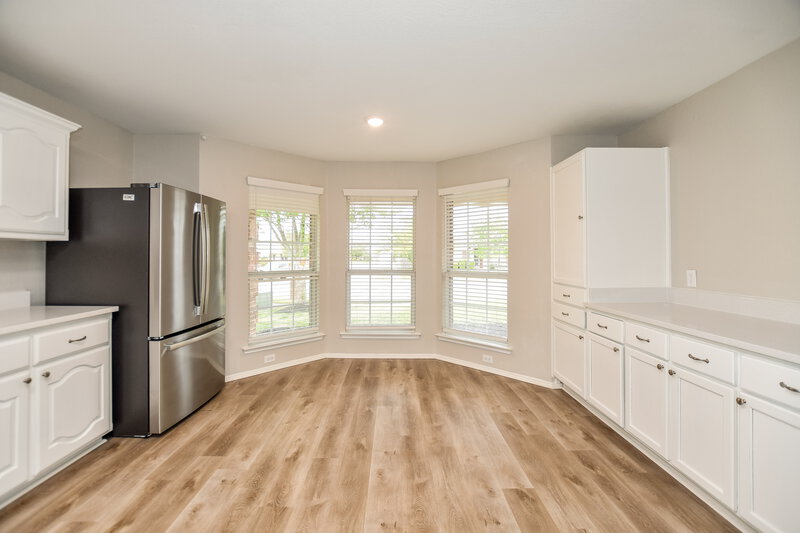 2,050/Mo, 709 Silverleaf Ct Royse City, TX 75189 Kitchen View