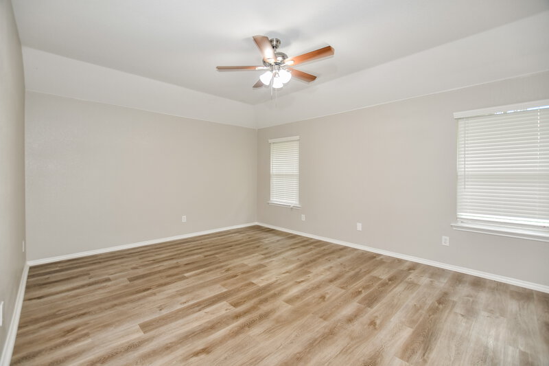 2,050/Mo, 709 Silverleaf Ct Royse City, TX 75189 Main Bedroom View